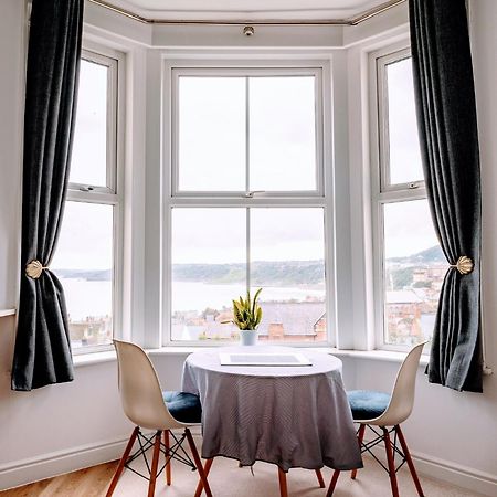Seascape Scarborough Stunning Seaview Holiday Home Apartment Buitenkant foto