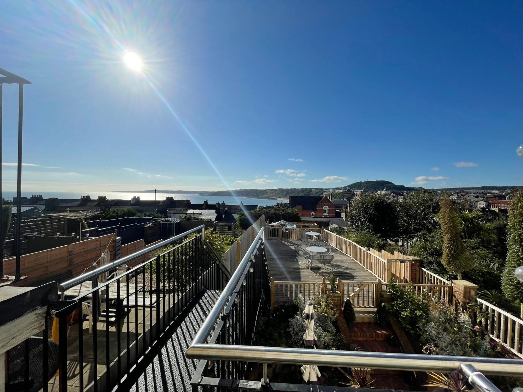 Seascape Scarborough Stunning Seaview Holiday Home Apartment Buitenkant foto